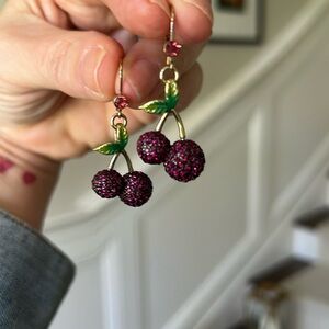 Betsey Johnson Calypso earrings